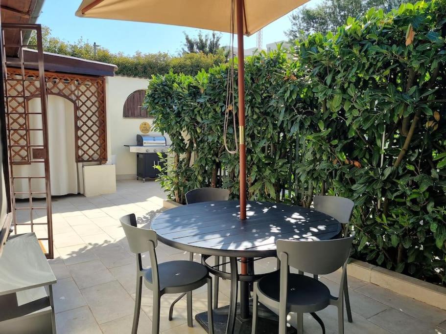 Вилла Relais Cassia Rome - Parking, Wi-Fi & Barbecue Экстерьер фото